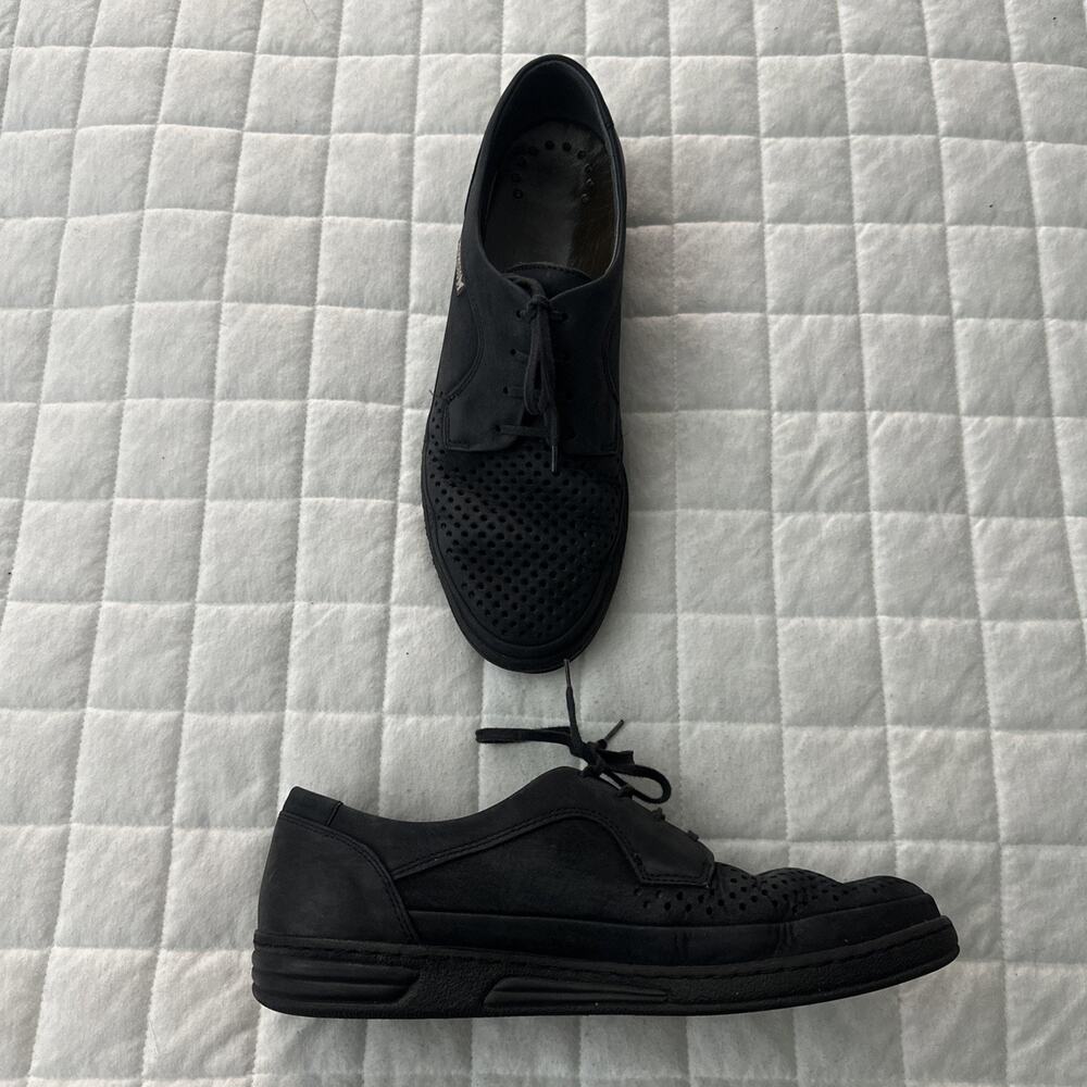 Mephisto Shoes Mens US 8 Black Perforated Leather Low Top Comfort Sneaker